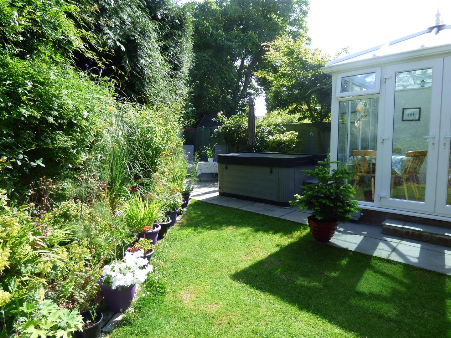 Bungalow Semi Detached Redcliff Drive, North Ferriby